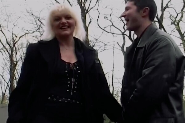 'Milchtitten'-Szene aus Milchtüten (Fun Picture) Szene 4