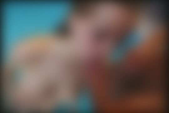 'Kleinwüchsige'-Szene aus Europa wie es stöhnt und schluckt