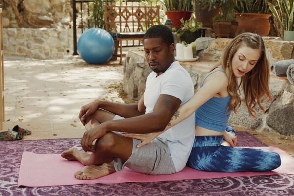 'Pärchen'-Szene aus Karla Kush - Hot & Bothered