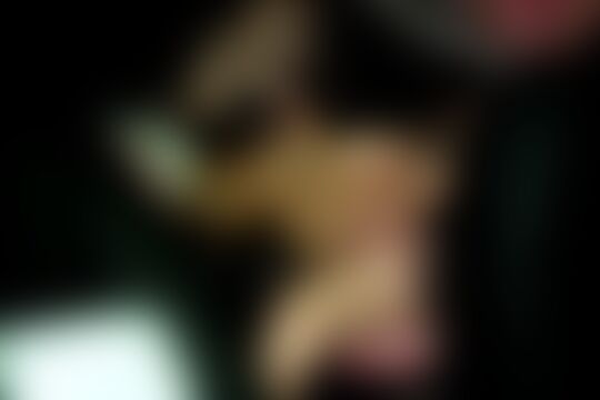 'Auto'-Szene aus Das edle Asia-Babe Sharon Lee genießt eine liebevolle Popo-Nummer im Auto