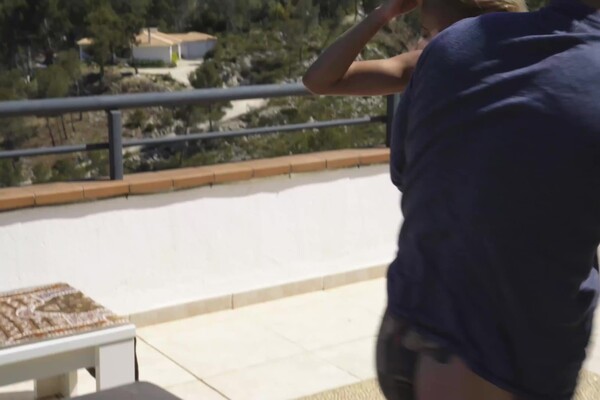 'Submission'-Szene aus Veronica Leal - Submit To Desire