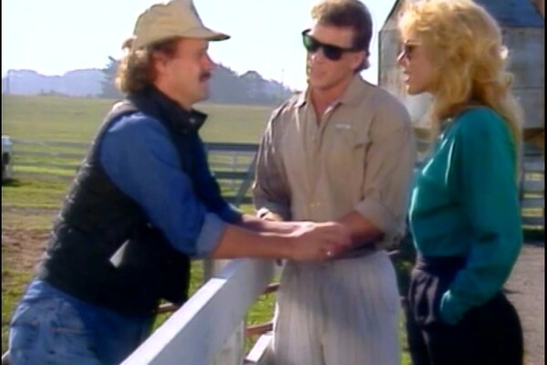 'Farm'-Szene aus Lauren Brice & Selena Steele - Hass und Triebe