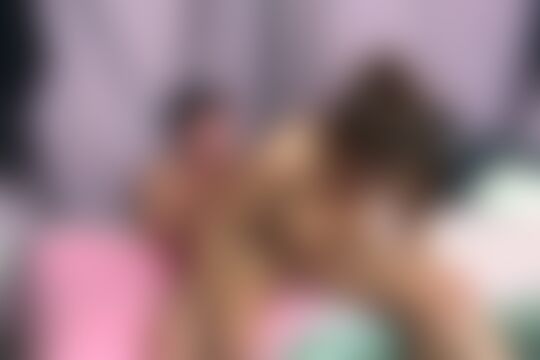 'Dirndl'-Szene aus Das gewisse Etwas: Reife Sie fickt jungen Ihn