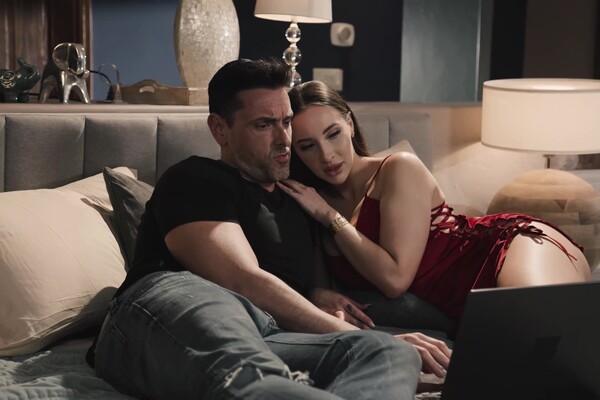 'Premium'-Szene aus Melissa Stratton - Viewer Discretion Advised