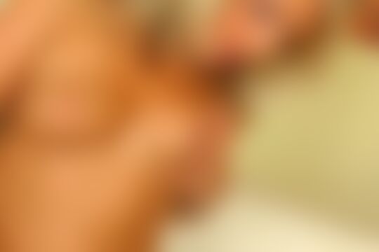 'Nippel'-Szene aus Dream Girls zeigen alles - Harte Nippel (Love Line) Szene 2