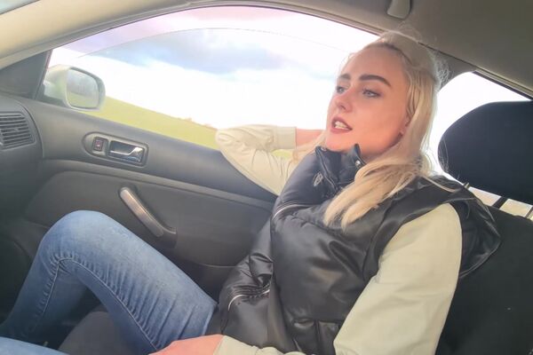 'Urlaub'-Szene aus Tanya Foxx - Die Fremd-Fick-Falle: Gemein aber geil!