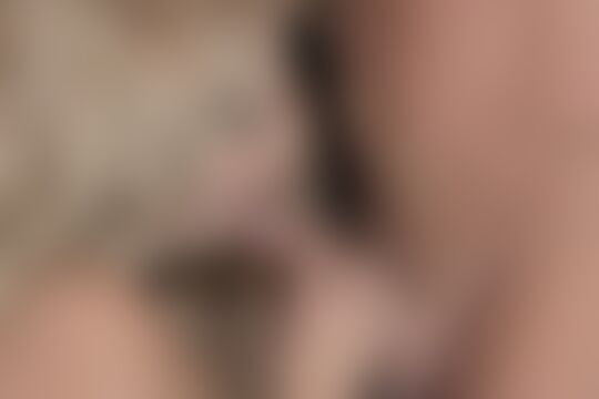 'Sauna'-Szene aus Dicktittiger Arschfickdreier in der Sauna