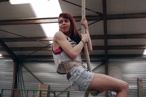 'Niederländisch'-Szene aus Chica La Roxxx - Dirty Colleagues