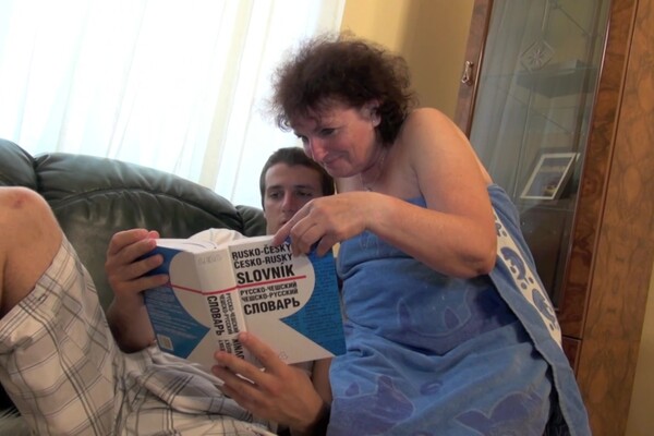 'Hairy'-Szene aus Hairy Grannies (Dirty Secret) Szene 3