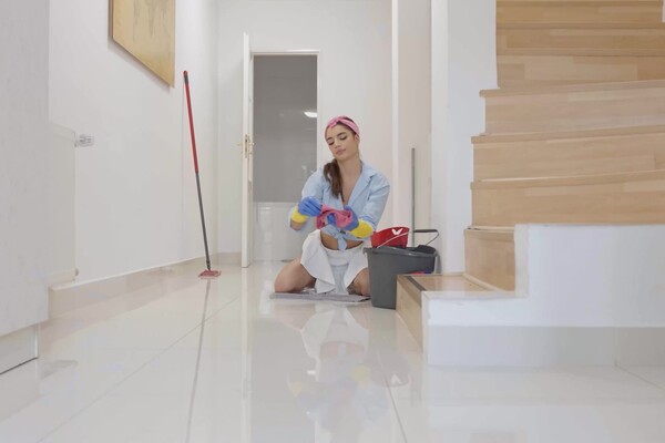 'Lesben'-Szene aus Alexis Crystal & Candie Luciani - Summer Distraction