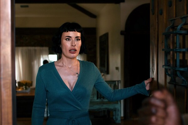 'Schwanger'-Szene aus Olive Glass - Preserving Our New Lifestyle