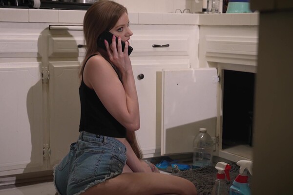 'Berlin'-Szene aus Erin Everheart - My Neighbor's Bush 2