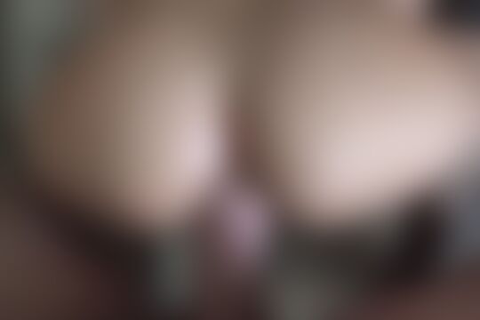 'Strapse'-Szene aus Lola Reve - Manuel's Fucking POV 2: Paris Edition