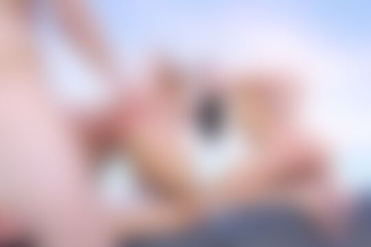 'Twins'-Szene aus Geile Zwillinge am Strand arschgefickt