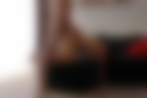 'Zuhause'-Szene aus Scharfe MILF Blondine wird zuhause