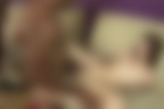 'Glory Hole'-Szene aus Jenna Justine - Gangland Cream Pie 28