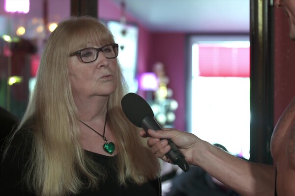 'Swinger'-Szene aus Magma swingt im Swingerclub Harz-Heide (Magma Film) Szene 1