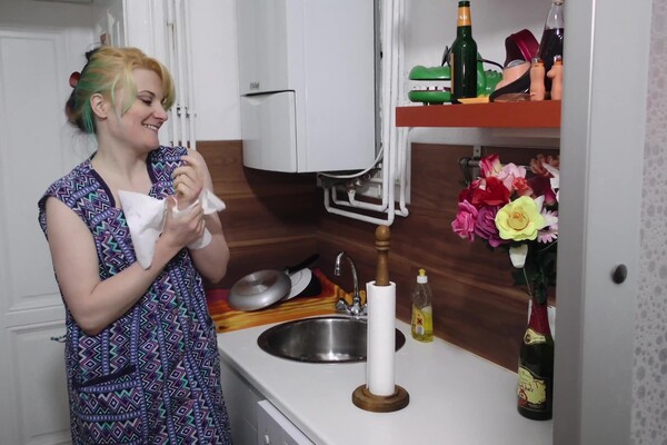 'Handwerker'-Szene aus Hausfrauen & Handwerker (Funmovies) Szene 4