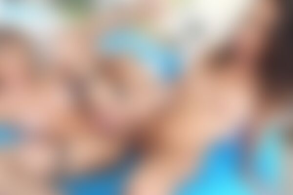 'Bikini'-Szene aus Isabella Salvatore & Shakira Brazil - Trans-Active 32