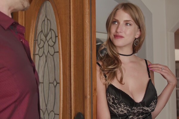 'Hotwife'-Szene aus Octavia Red - Another Man's Wife 12