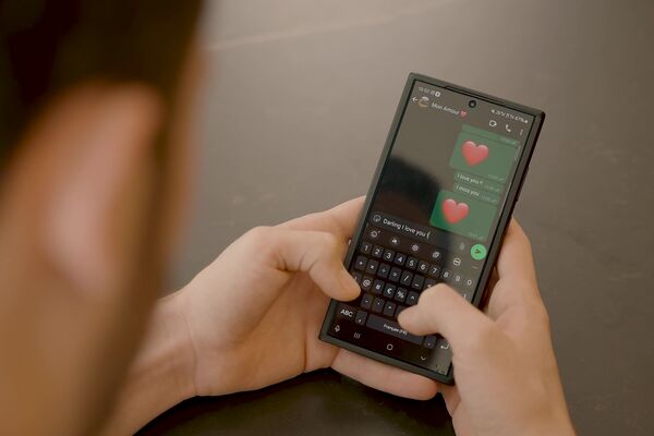 'Hausmeister'-Szene aus Candie Luciani & Lilly Mays - Two Beauties For Me