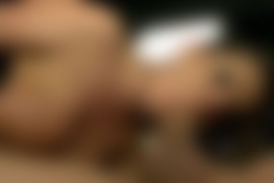 'Hausmeister'-Szene aus Sexy Susi lässt sich ijn geiler Wäsche das Poloch stopfen