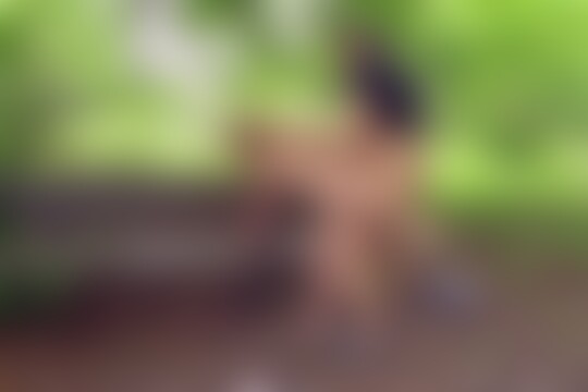 'Wald'-Szene aus Zickige Blonde im Wald gevögelt