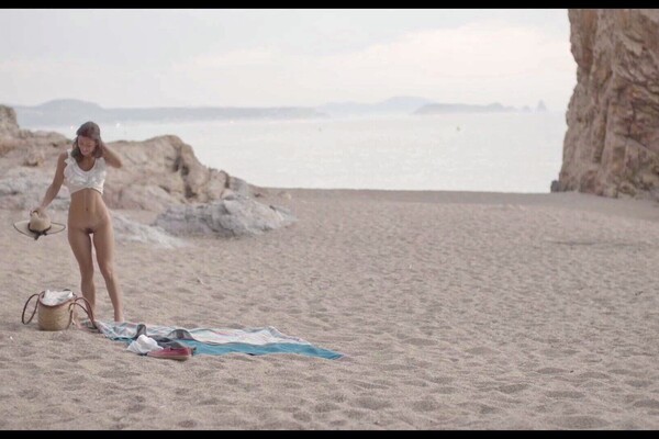 'Submission'-Szene aus Julia Roca - XCompilation: Outdoor Sex