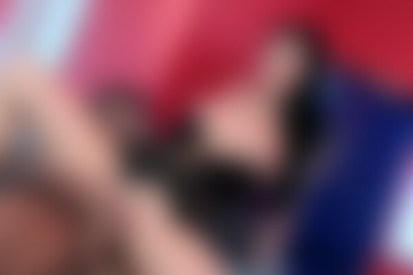 'Premium'-Szene aus Zensa Raggi - Sex Friends