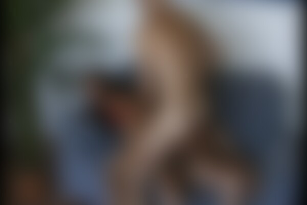 'Blowbang'-Szene aus Dorothy Black, Leila Smith & Suzanne Factor - Blowing In The Wind