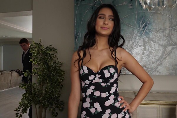 'Hotel'-Szene aus Eliza Ibarra - She Fucked My Friend