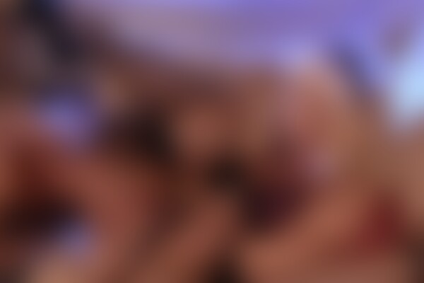 'Leder'-Szene aus Jessica Lynn - Blondes In Black Leather