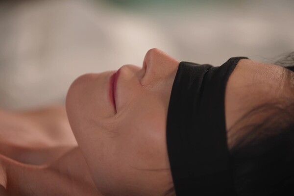 'Dusche'-Szene aus Sasha Rose - Driven By Desire