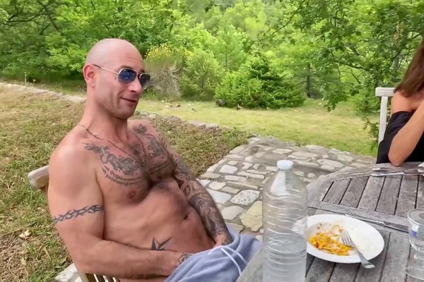 'Ehefrau'-Szene aus Megane Lopez - Die gute Ehefrau