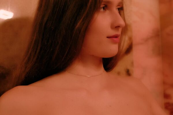 'Solo'-Szene aus Stanley Johnson - Inside Stacy Cruz