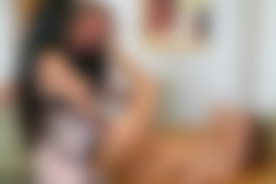 'Mollig'-Szene aus Kim Van Dyke - 3 Stunden Meine geile Nachbarin