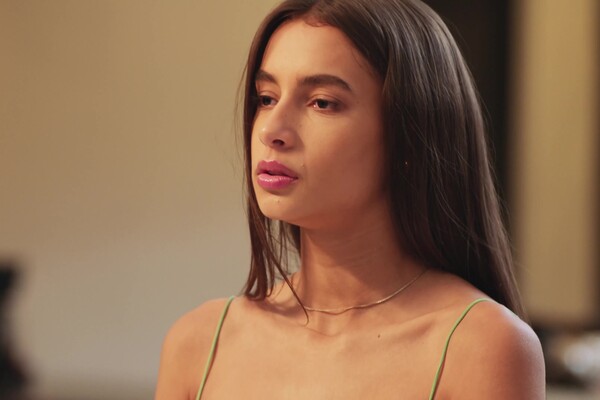 'Urlaub'-Szene aus Vanessa Alessia - Sirens 6