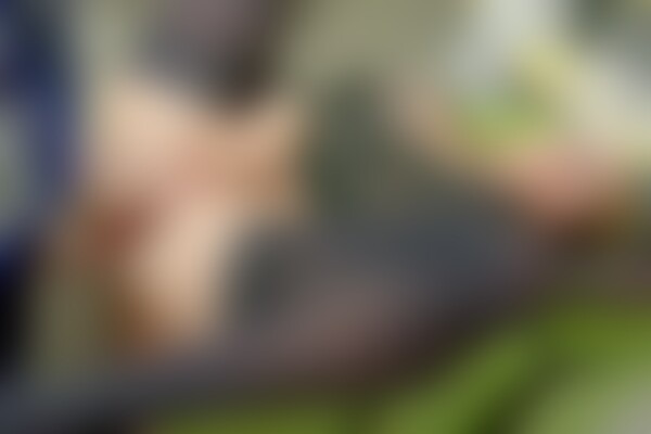 'Auto'-Szene aus Christine & Paula Rowe - Auto Motor Sex