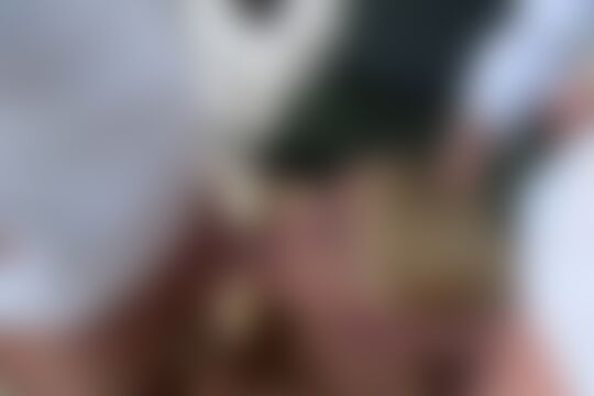 'Doktorspiele'-Szene aus Die blonde Geilheit Bella Banx vom Ärzteteam gesund gestossen