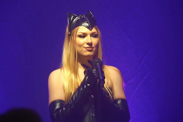 'Clown'-Szene aus Lucy Heart - Jacky