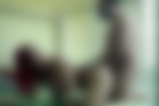 'Exotisch'-Szene aus Die rothaarige Megatitte Siri lutscht Stiefpapas Schwanz und läßt sich ficken