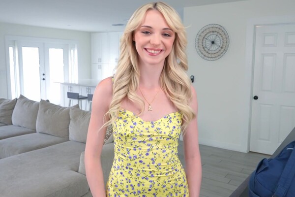 'Weihnachten'-Szene aus Cecelia Taylor - Bratty Sis 21