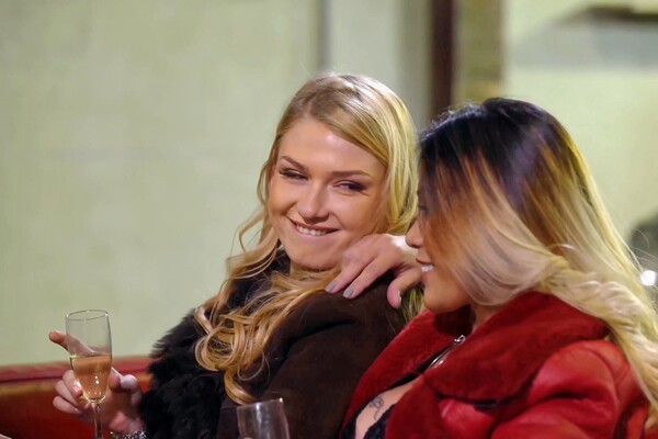 'Sport'-Szene aus Lilu Moon & Lucy Heart - Le Secret