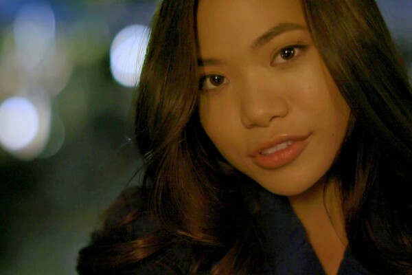 'Vintage'-Szene aus Tushy Raw: Vina Sky