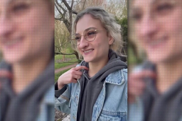 'Fitness'-Szene aus TightKitten - Nudes 2 - Geheime Selfies junger Frauen