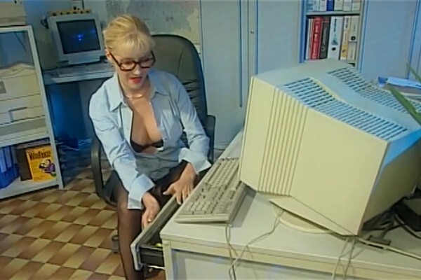 'Züchtigung'-Szene aus Dieter von Stein - Züchtigung im Frauenknast