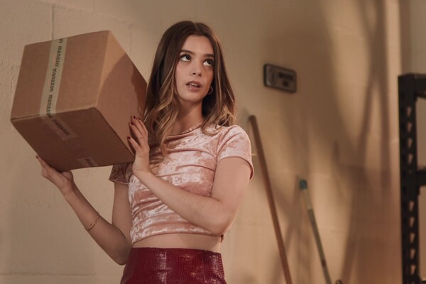 'Mollig'-Szene aus Molly Little - Lithe