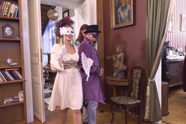 'Kostüm'-Szene aus Videorudis Amateure 23 (Videorudi) Szene 1