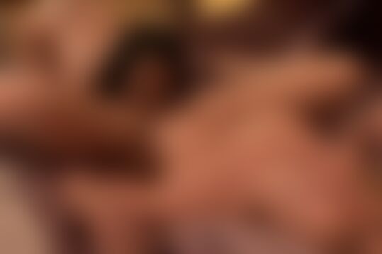 'Office'-Szene aus Lesbian Office Seductions 7 (Sweetheart Video) Szene 2