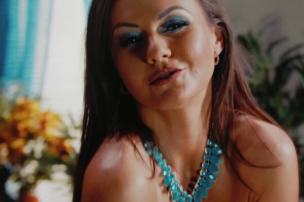 'Escort'-Szene aus Tina Kay - Want To Taste My Butt?